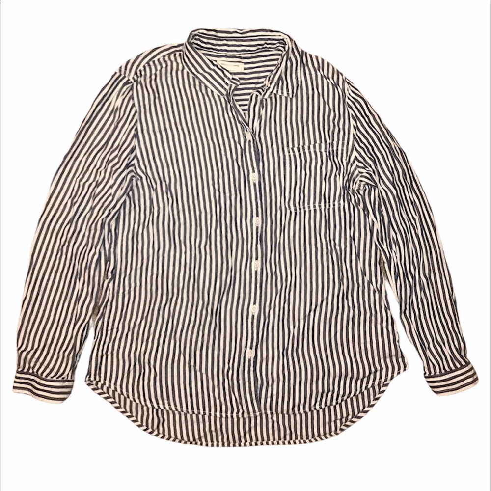 Beach lunch lounge Large blue white stripe button down